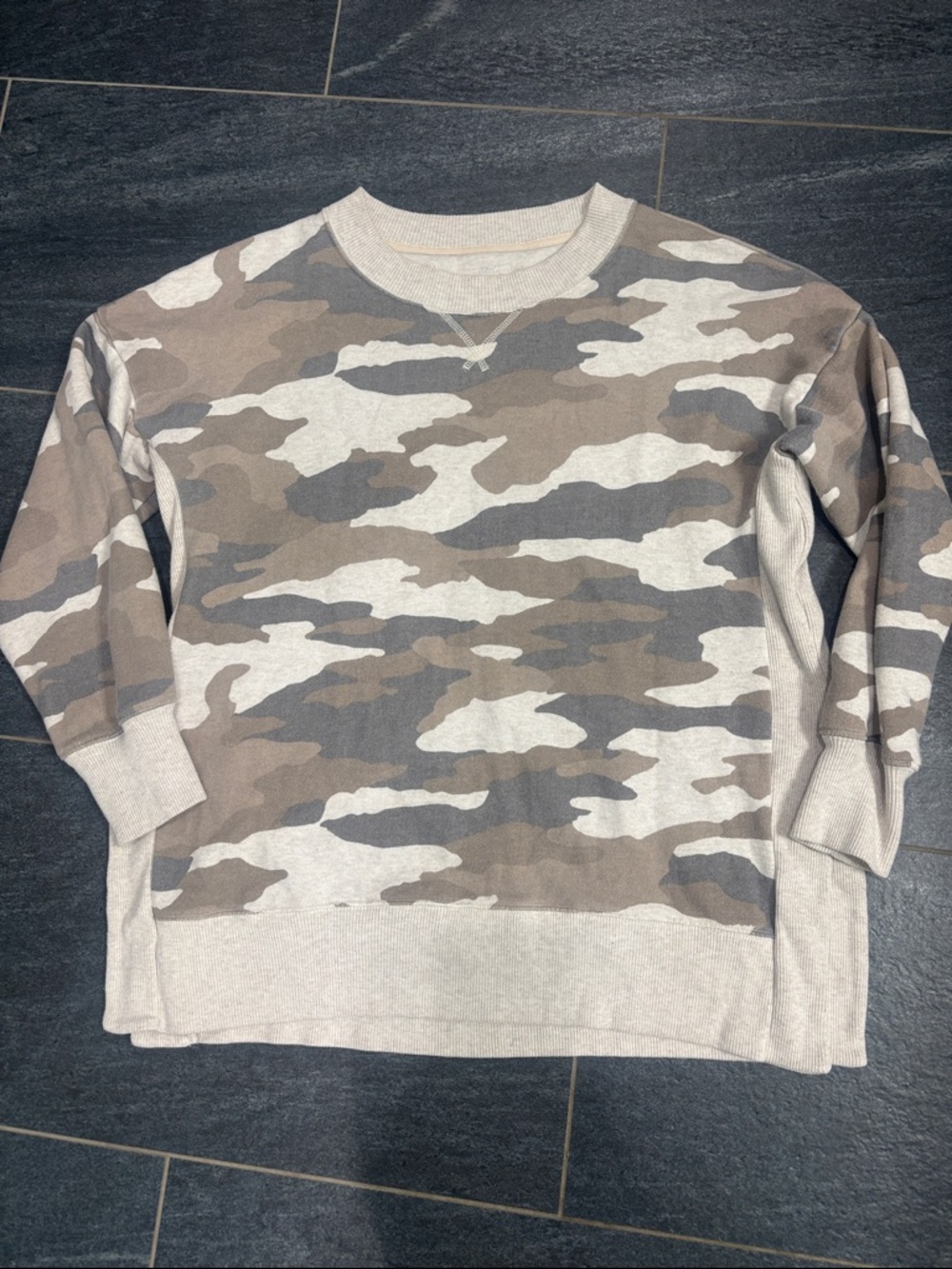 Aerie Oversized split hem sweater